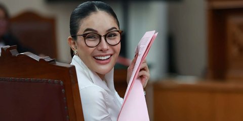 Surat Terbuka Nikita Mirzani dari Kursi Pesakitan untuk Prabowo: Macam Apa Aparat di Indonesia Ini