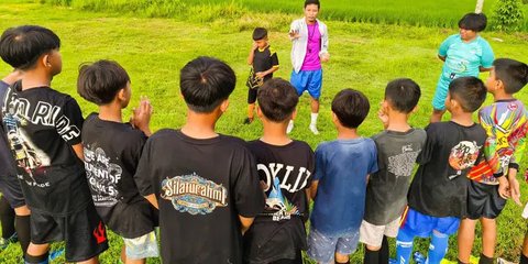 Besaran Uang Sepak Bola Tarkam Bikin Pemain Profesional Tertarik
