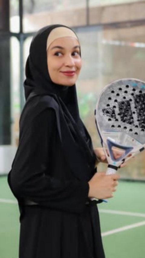 Potret Shireen Sungkar Main Padel Tetap Syar'i Curi Perhatian, Bukti Tetap Jaga Penampilan saat Olahraga