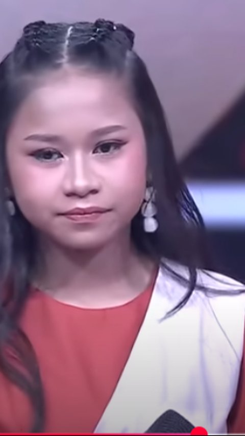 Penampilan April Peserta D'academy 7 Asal Cirebon 'Membius' Juri, Dewi Perssik Samai Standing Ovation