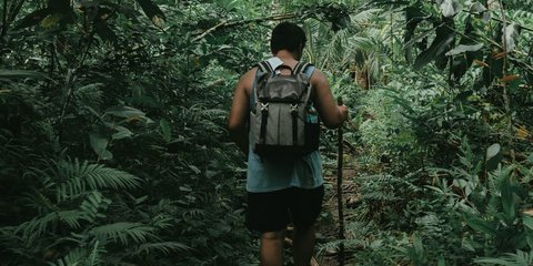 Viral Bule Polandia Ngamuk Ancam Lempar Batu ke Warga, Begini Duduk Perkaranya