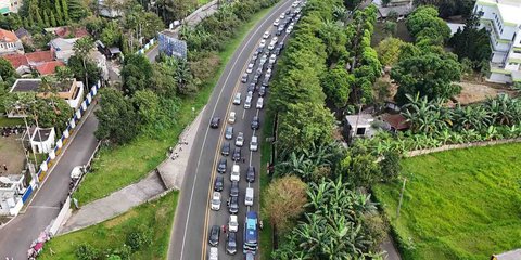 FOTO: Libur Panjang Tahun Baru Islam, Jalur Puncak Dipadati Wisatawan