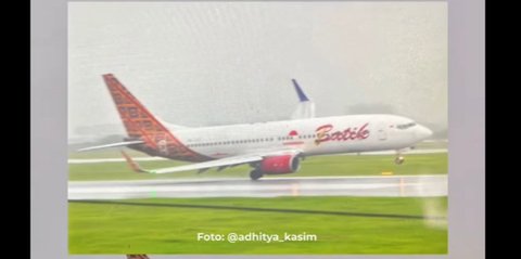 Kronologi Pesawat Batik Air Mendarat Miring dan Mesin Hampir Sentuh Landasan di Bandara Soekarno-Hatta