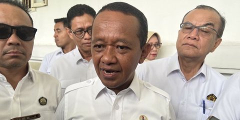 Buntut Kasus Longsor Cirebon, Bahlil Bakal Ambil Alih Izin Tambang dari Pemprov