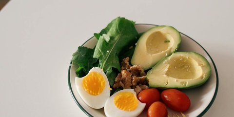 Tips Makan Sehat saat Puasa, Penuhi Gizi agar Badan Tetap Ternutrisi