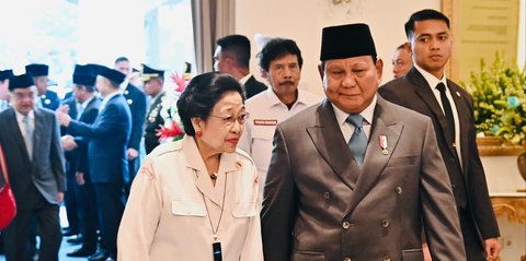 VIDEO: Pesan Persatuan Prabowo Depan Gibran & Megawati 
