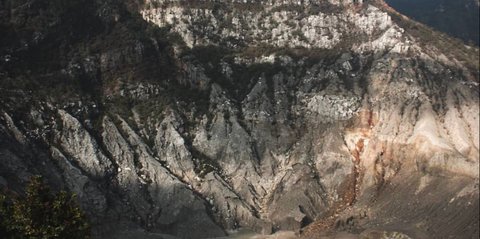 Aktivitas Gempa Gunung Tangkuban Parahu Meningkat Capai 134 kali