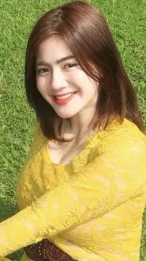Model Kebaya Felicya Angelista Liburan di Yogyakarta dan Borobudur, Pancarkan Keanggunan Menawan