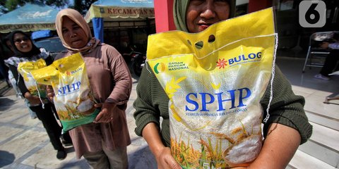 Praktik Culas, Beras Subsidi SPHP Dioplos Jadi Beras Premium dan Negara Rugi Rp2 Triliun per Tahun