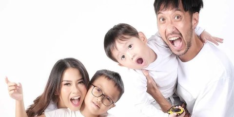 Lama Tinggalkan Dunia Hiburan, Ini 8 Potret Terbaru Thomas Nawilis Mantan Pacar Nagita Slavina Bintang Sinetron 'DI SINI ADA SETAN'