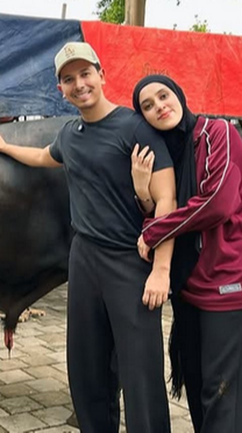 Penampakan Sapi Kurban 1,2 Ton Sonny Septian dari Raffi Ahmad, Bernama Kahfi - Diantar Langsung sama Irfan Hakim