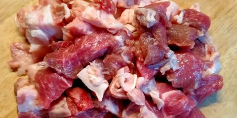 Bolehkah Orang yang Berkurban Makan Daging Kurbannya? Ini Penjelasannya