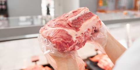 Jangan Salah Pilih! Begini Cara Mengenali Daging Sapi Segar yang Aman Dikonsumsi