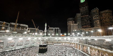 Masya Allah, Pemandangan Indah Langit Sore di Mekkah Bikin Takjub, Warna Ungu Suasana Tenang