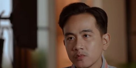 VIDEO: Bukan ke GBK, Wapres Gibran Pilih Nobar Timnas Indonesia Vs Cina di Balai Kota Solo
