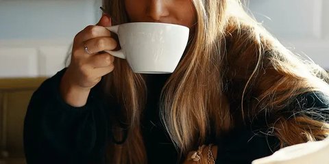 Jangan Campur Kopi dengan Obat Ini! Daftar Lengkap dan Efek Sampingnya