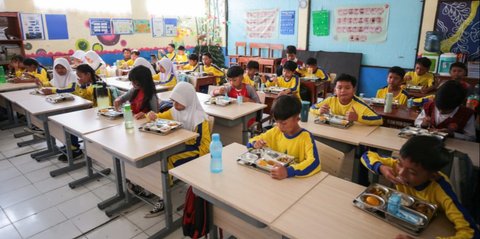Bocoran Wamendikdasmen: Pelaksanaan SD-SMP Swasta Gratis Kemungkinan Tahun 2026