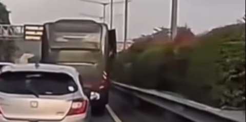 Heboh Video Anak Kecil Jatuh dari Bus Nyaris Terlindas di Tol JORR, Polisi Ungkap Fakta dan Kronologinya