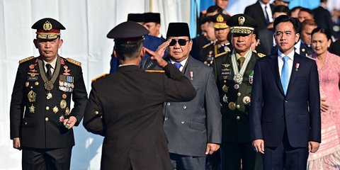 VIDEO: Tegas! Prabowo Depan Kapolri & Jenderal Besar 