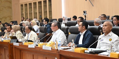 RDP Komisi XII, Pertamina Dukung Pemerintah Akselerasi Target Lifting Migas 2025