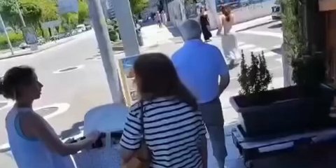 VIDEO 'Kalian Bunuh Orang Palestina Lalu Liburan ke Sini, Makanlah di Gaza!', Manajer Restoran di Spanyol Usir Pengunjung Israel