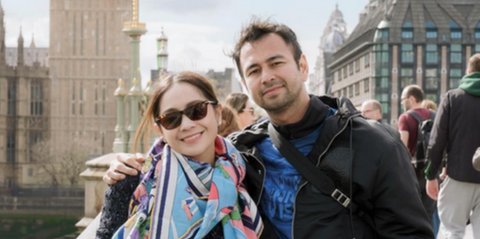 Raffi Ahmad Unggah Foto Keluarga Lengkap dengan Sang Ayah, Kenang Sosok yang Selamanya Hidup di Hati