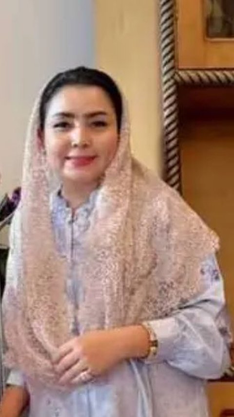6 Gaya Outfit Mayangsari dan Khirani yang Selalu Kompak, Penuh Momen Hangat di Berbagai Kebersamaan