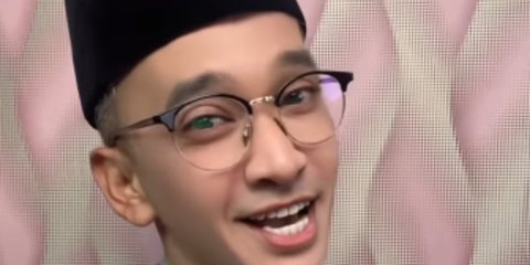 Siap-siap Berangkat Umrah, Ruben Onsu Makin Rajin Belajar Mengaji ' Tidak Putus Ibadah'