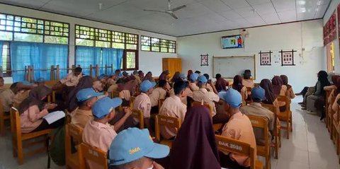 Penjelasan Pemerintah soal TNI-Polri Ikut MPLS di Jawa Barat