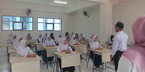 Beda dengan SMA, SD dan SMP di Bandung Tak Masuk Sekolah Jam 06.30 WIB
