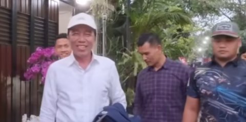 ⁠Kondisi Terbaru Jokowi, Masyarakat Ramai Datangi Rumahnya