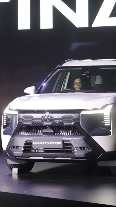 FOTO: Mitsubishi Destinator Resmi Dirilis, SUV Keluarga dengan Mesin 1.5L Turbo
