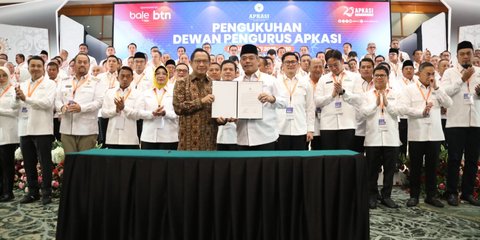 Mendagri Tito Kukuhkan Dewan Pengurus APKASI Masa Bakti 2025–2030