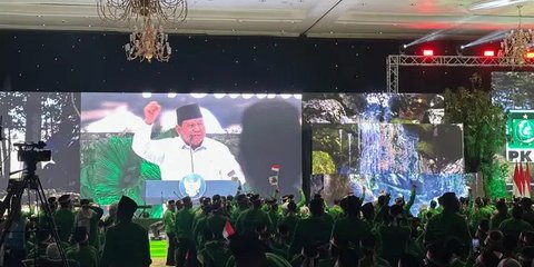 VIDEO: Depan Gibran, Prabowo Blak-blakan Terima Suntikan dari Ulama & Kiai NU di Harlah PKB 