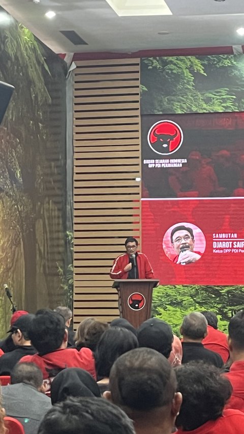 VIDEO: Melotot Djarot PDIP Kecewa Perkara Tom Lembong & Hasto Giliran Kasus Segede Gajah Lewat