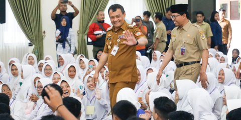 Gubernur Jawa Tengah Minta Setiap Pejabat Daerah 'Jual Diri' Demi Tarik Investasi