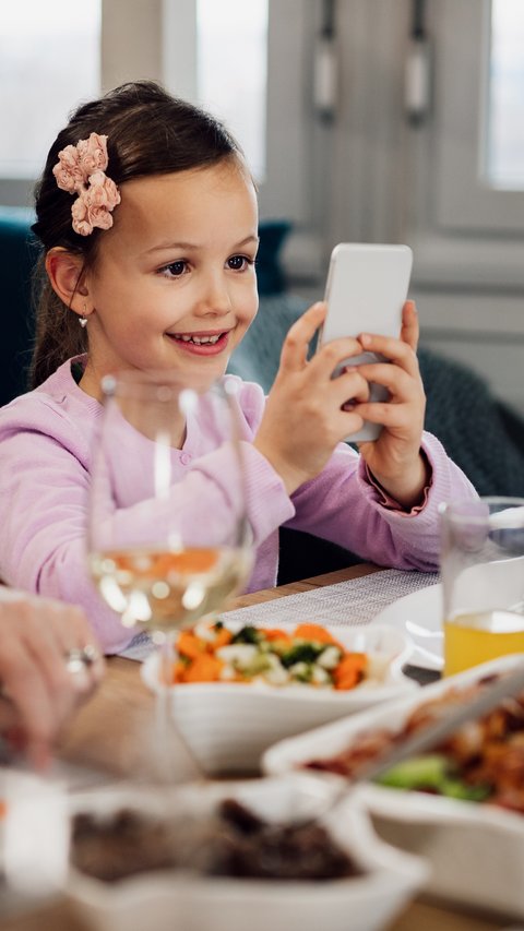 Dampak Negatif Penggunaan Gadget Buat Anak, Ini Cara Untuk Mengatasi Masalah