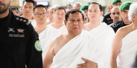 VIDEO:  Doa Prabowo dan Ulama Besar Indonesia Depan Ka'bah Saat Umrah Untuk Bangsa Indonesia