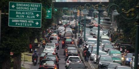 Mantan Presenter Kondang kini Jadi Pejabat, Tawarkan Solusi Atasi Macet Parah Kota Bandung