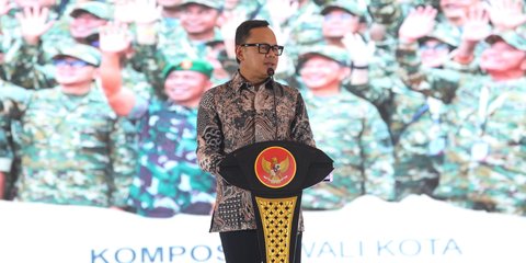 Wamendagri Ungkap Masalah yang Bikin Pusing Kepala Daerah Selain Ormas