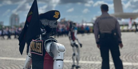 Kapolri Ungkap Pengadaan Robot Polisi Tak Pakai Anggaran Polri, Begini Penjelasannya