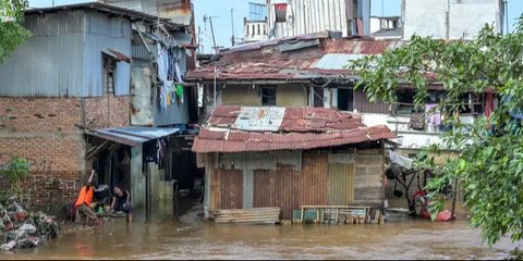 Kronologi Banjir Kepung Jakarta, Ratusan Warga Mengungsi