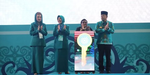 Hadiri Puncak HKG ke-53 PKK, Selvi Gibran: Tepuk Tangan untuk Kader Hebat dari Seluruh Nusantara
