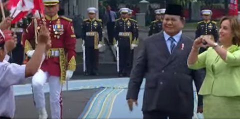 Presiden Peru Bikin Gemas di Istana, Prabowo Balas Senyum saat Anak SD Dapat Love