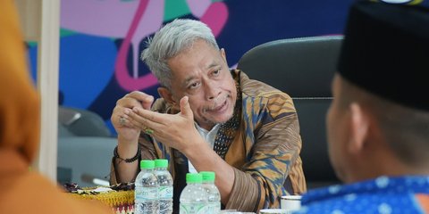 VIDEO: Kritik Pedas Mahasiswa Untirta Depan Wamen Agus Jabo, Singgung Orang Miskin 