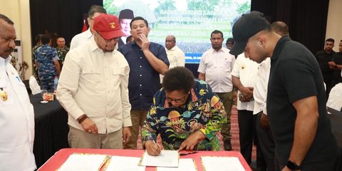 Wamendagri Ribka Harap Pembangunan 2.200 Unit Rumah Dorong Pemberdayaan Warga Asli Papua