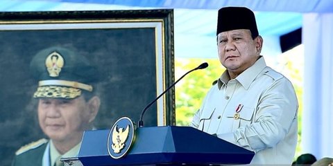 Supaya Rileks, Prabowo Berenang Jelang Pidato Kenegaraan Sidang Tahunan MPR/DPR