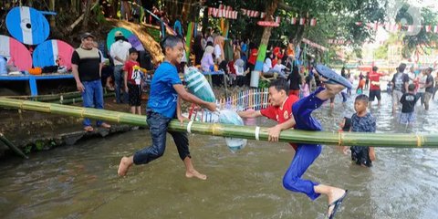 {{caption}}