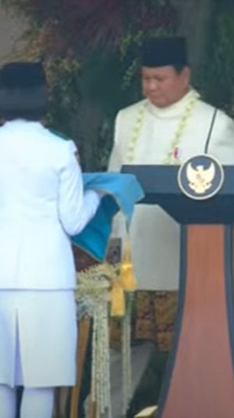 Khidmat! Prabowo Pimpin Upacara Peringatan Detik-Detik Proklamasi di Istana Merdeka