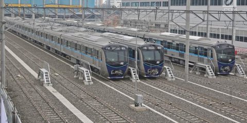 Spesial HUT ke-80 RI, Naik Transportasi Umum Jakarta Cuma Rp80!